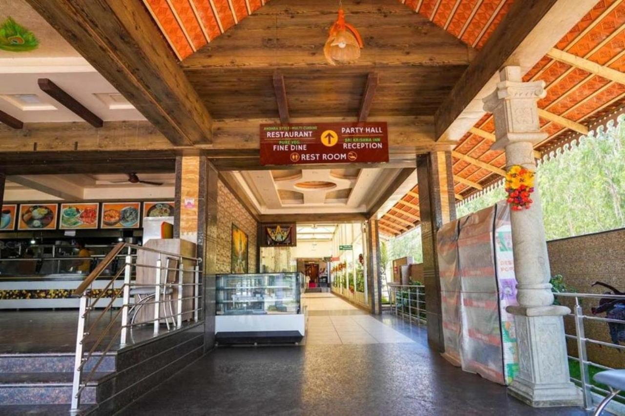 Sri Krishna Inn - Kempegowda Airport Bangalore Devanahalli ภายนอก รูปภาพ